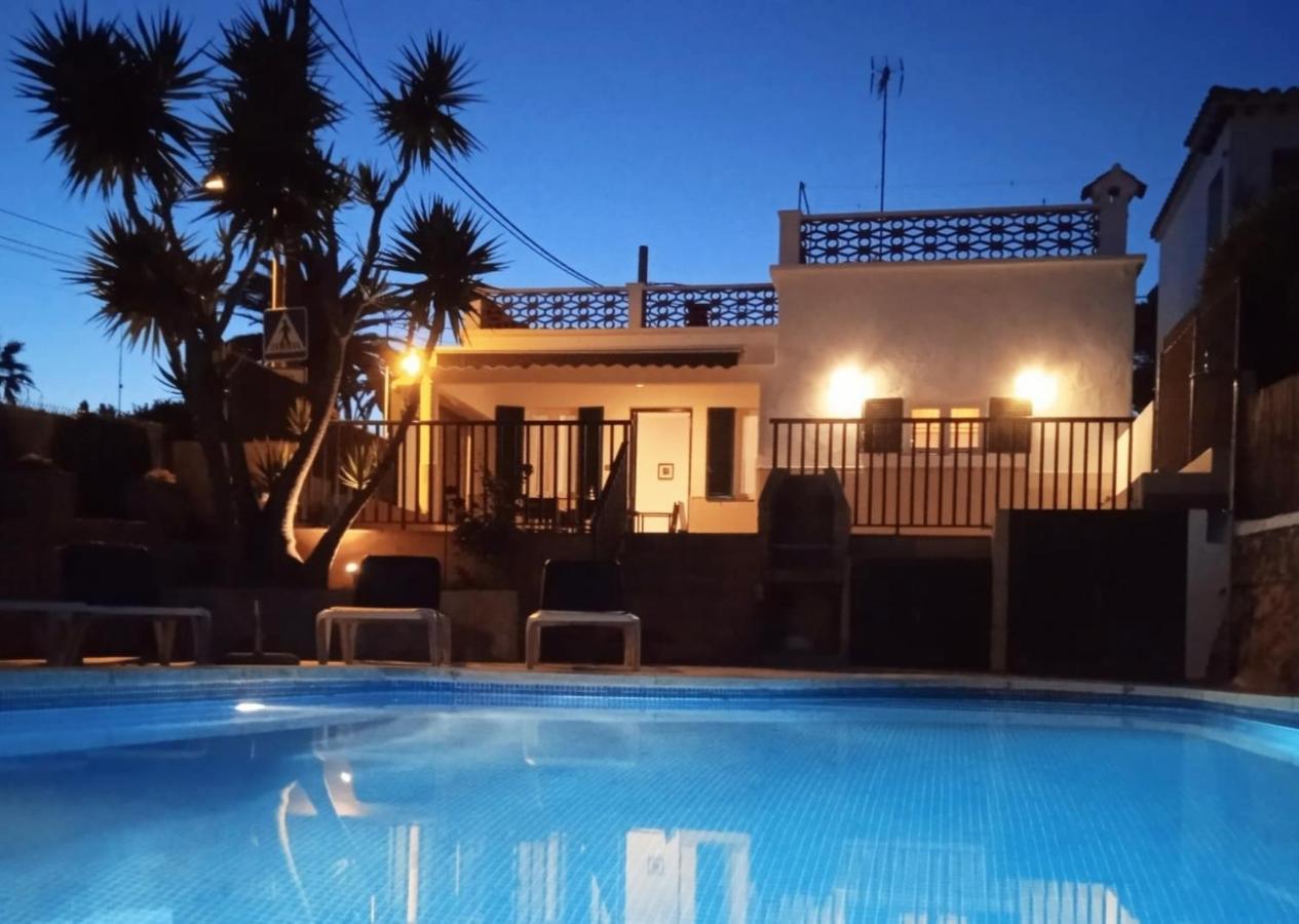 Hermosa Casa Con Piscina Cerca De La Playa De Punta Prima Punta Prima  Exteriér fotografie
